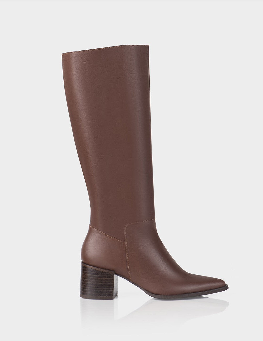 Bota Ferrara Cuero MB Conag