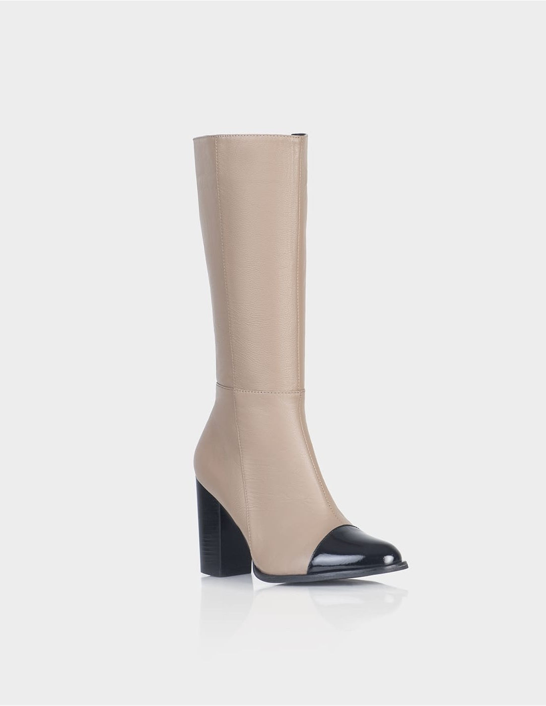 Bota Noa Charol x Cuero